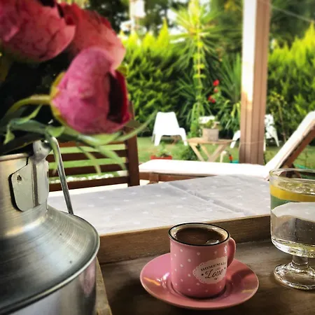 民宿 Ilica Sahilde Çeşme